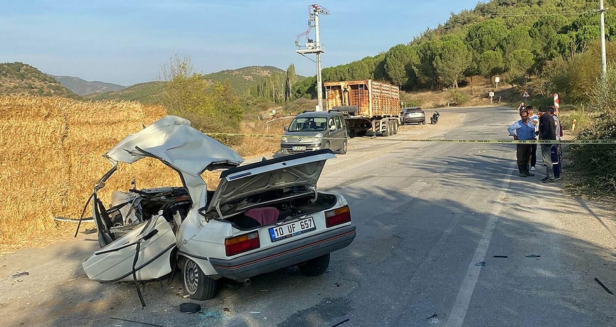 Balıkesir Bigadiç’te otomobil takla attı