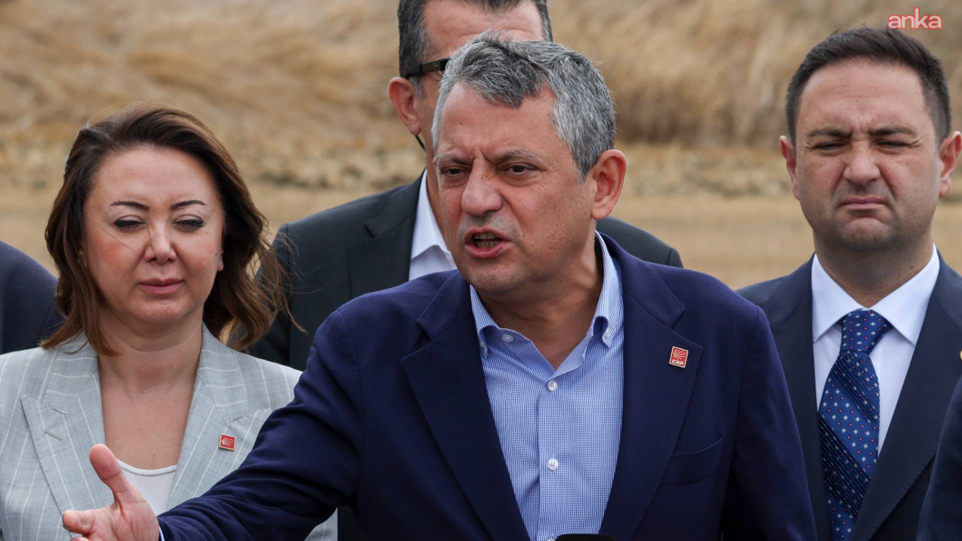 Özgür Özel, Trump’ın ‘hileli seçim’ ifadesine dikkat çekti: Demek ki seçiminde tartışma varsa meşruiyetin yok, demokratik yönetmiyorsan meşruiyetin yok