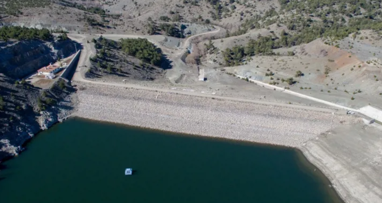 Uşak’ın içme suyu sorununu çözecek projede su aktarılmaya başlandı