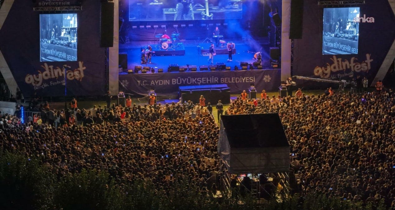 ‘Aydınfest’ renkli görüntülerle başladı