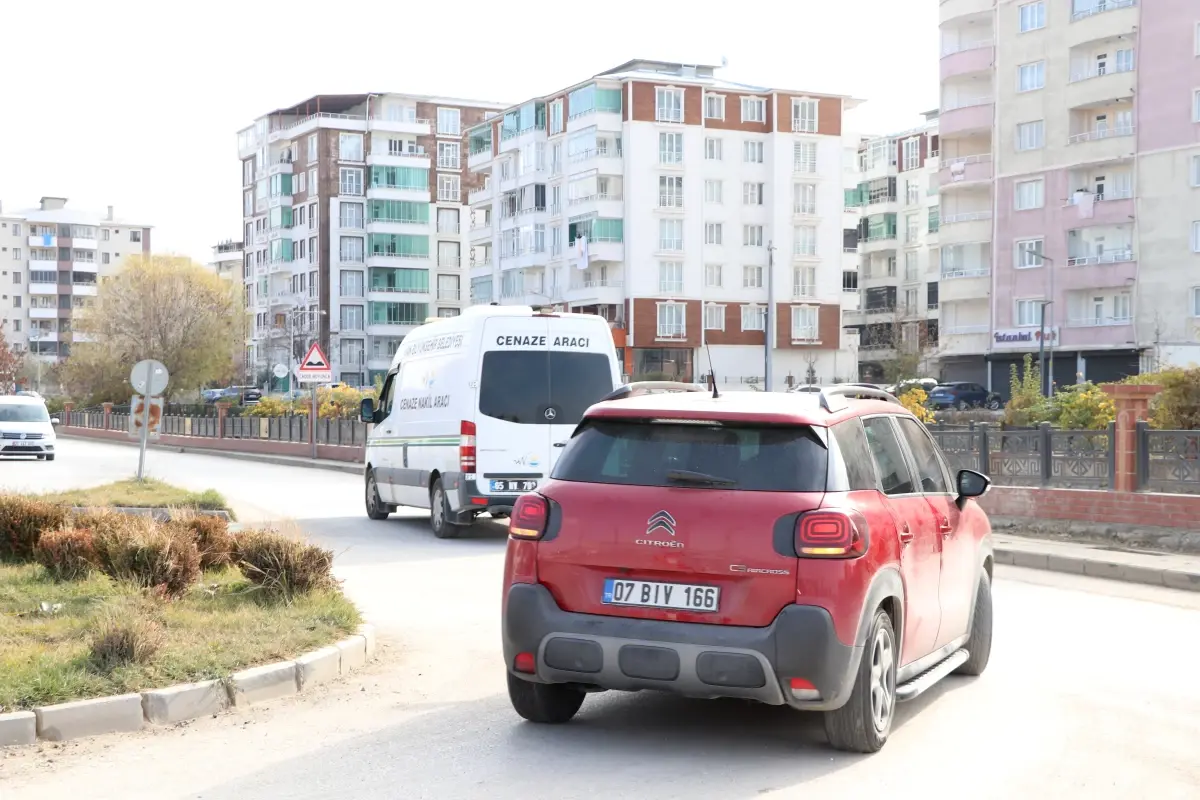Anne ve Kızı Yan Yana Defnedildi