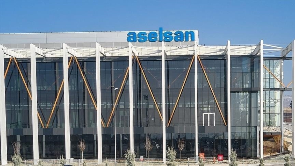 ASELSAN, 1,1 milyar euroluk hava savunma sistemi için anlaştı