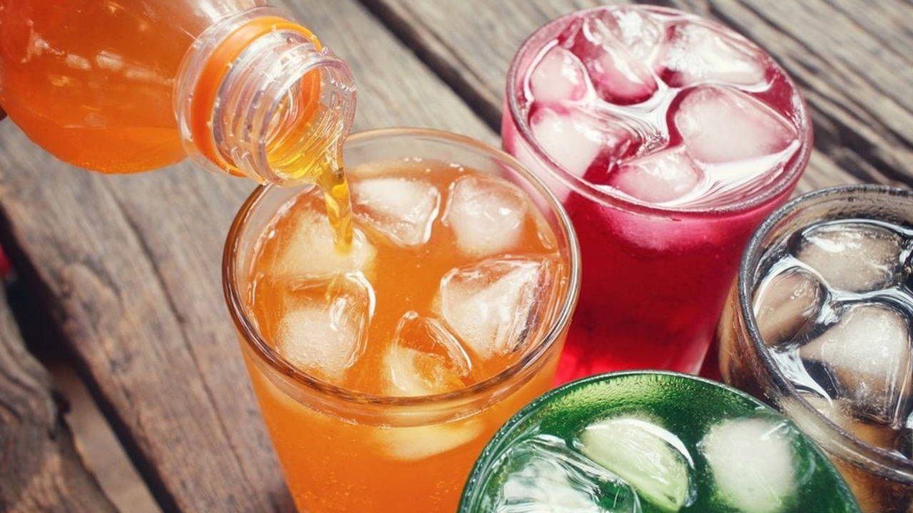 Enerji içeceği ölüm getirdi: Uzmanlardan ‘hiç içilmemeli’ uyarısı!