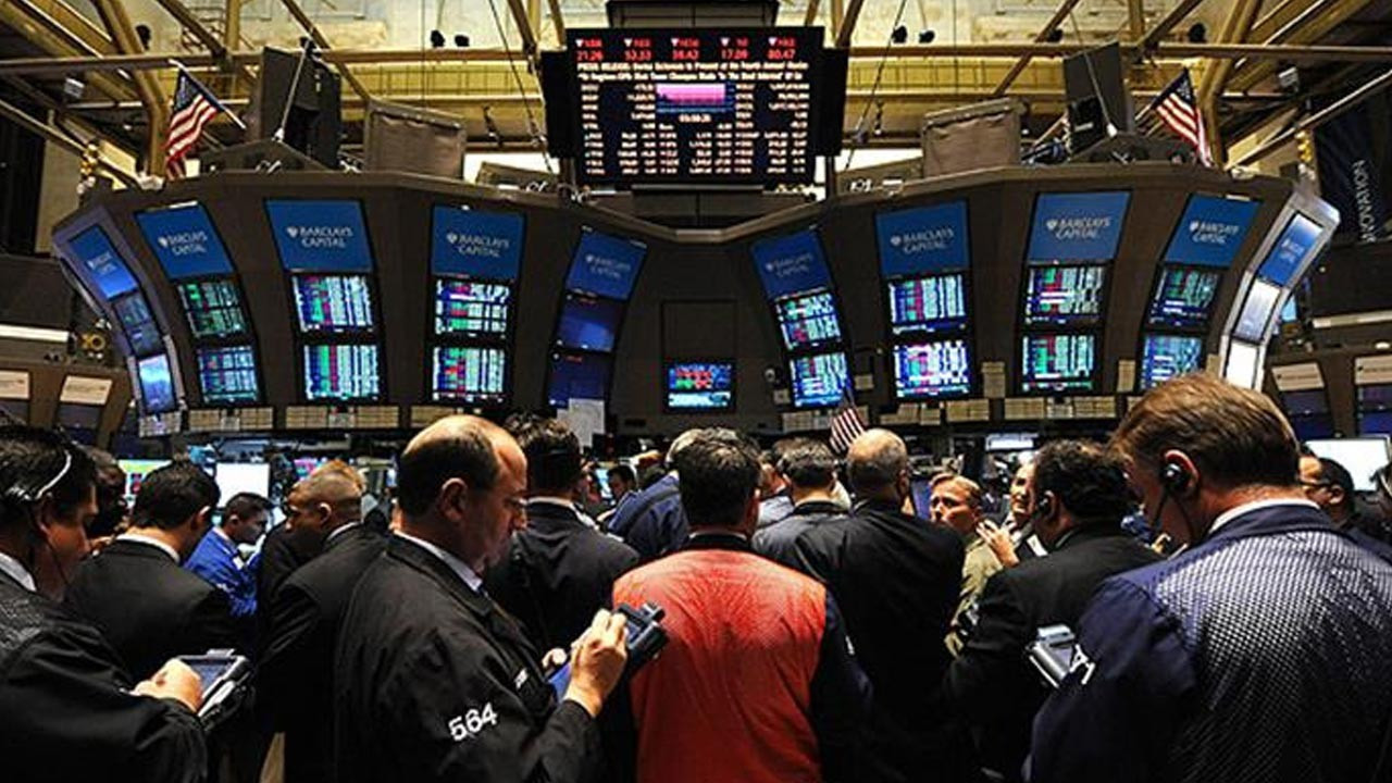 New York borsası düşüşle açıldı