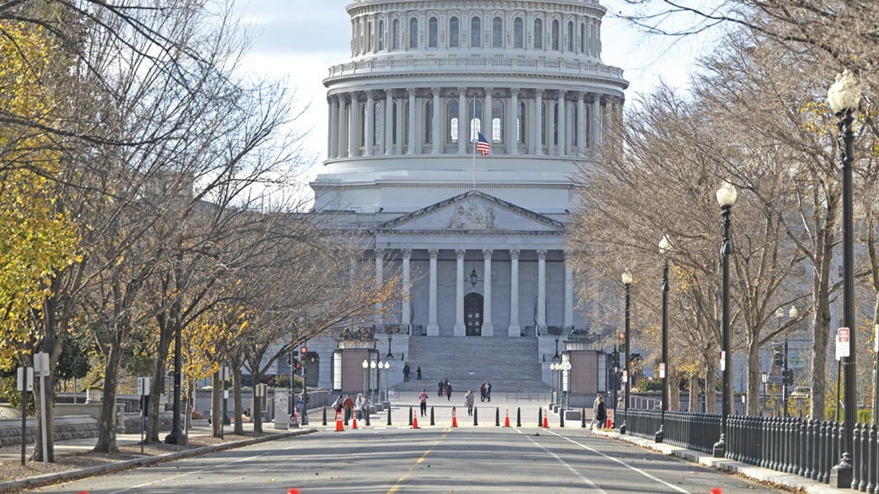 Piyasalar, ABD’deki veri belirsizliği ile yön arayacak