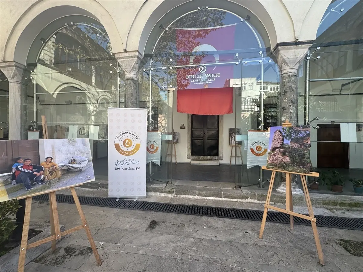 Suriyeli Fotoğrafçı Ahmad Al Bakkar’ın ‘Memleketimin Anıları’ Sergisi Açıldı