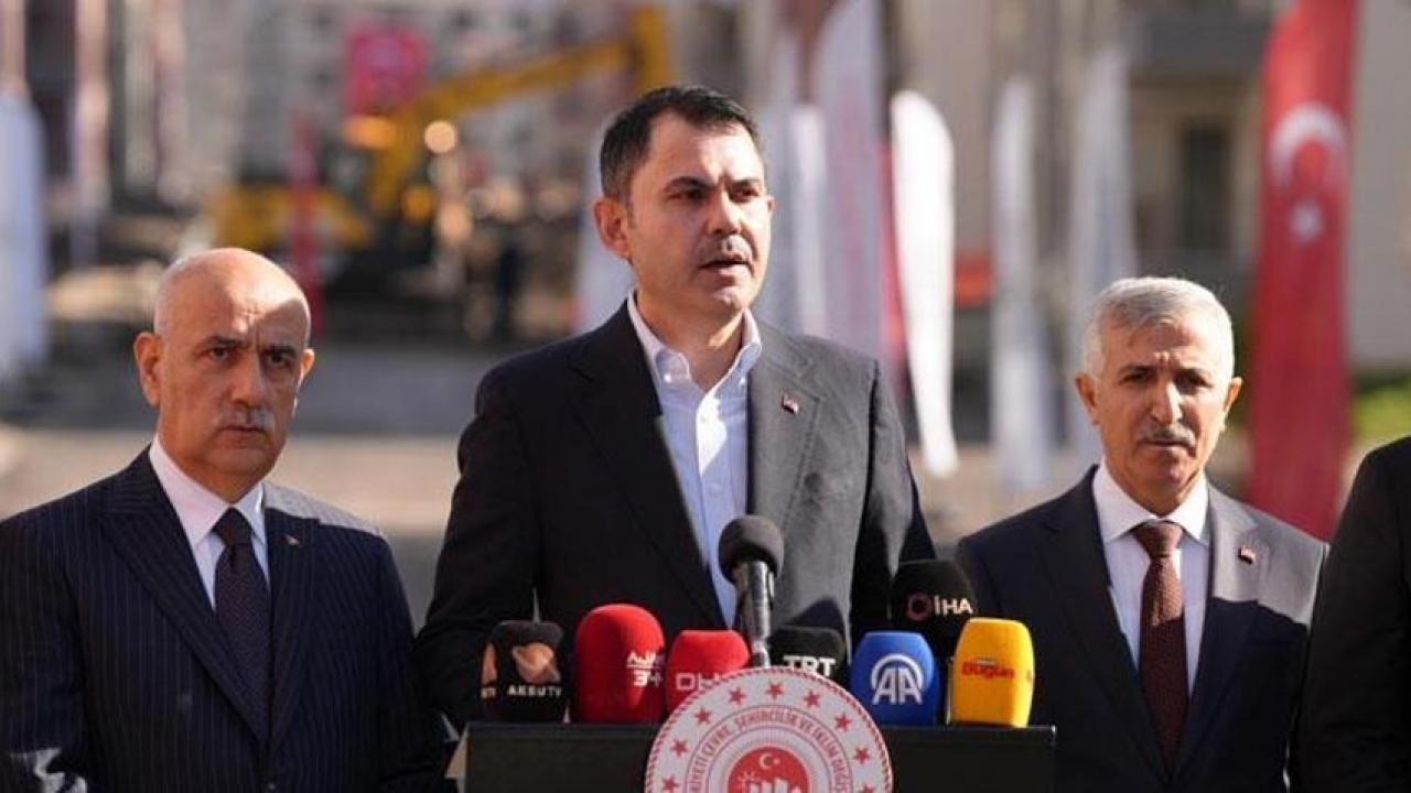 Bakan Kurum Kahramanmaraş’ta: 11 ilimizin tamamında artık son çiviler çakılıyor!