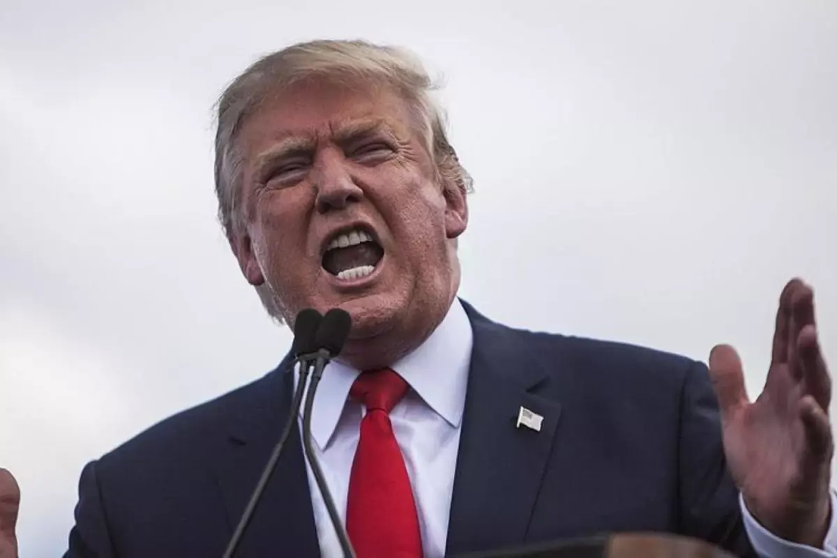 ABD Başkanı Donald Trump: Ben kralım, bana yılın satış danışmanı ödülü verdiler