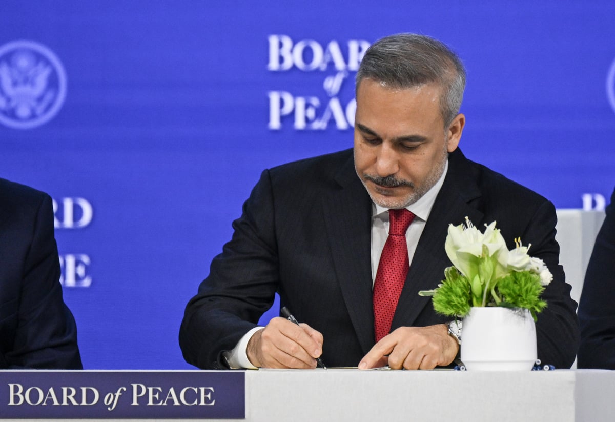 Davos’ta Gazze için Barış Kurulu imza töreni