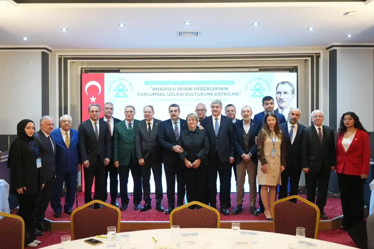 Milli Eğitim Bakanı Tekin, Eğitimde İnanç Özgürlüğü ve Toplumsal Uzlaşı Vurgusu Yaptı